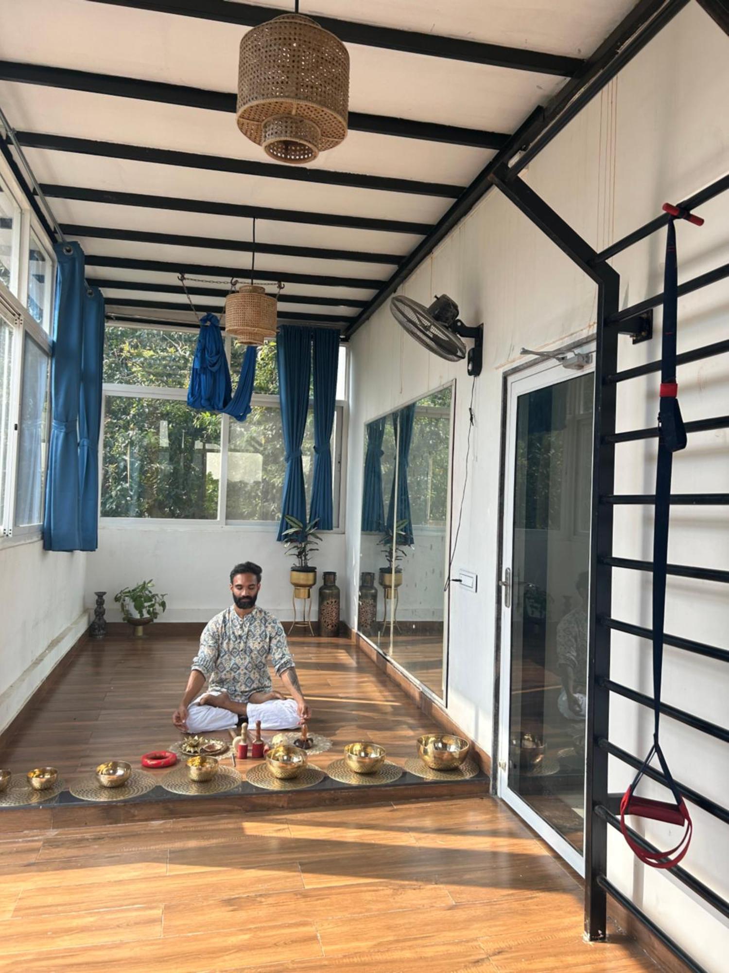 プネ Prana Healing Houseヴィラ エクステリア 写真